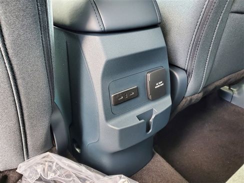 New 2025 Ford Maverick XLT w/ XLT Luxury Package image 25