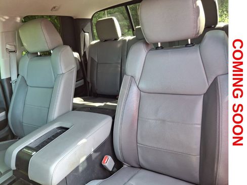 Used 2019 Toyota Tundra Limited w/ Limited Premium Package AWD/4WD image 12