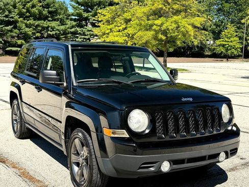 Used 2014 Jeep Patriot High Altitude FWD image 3