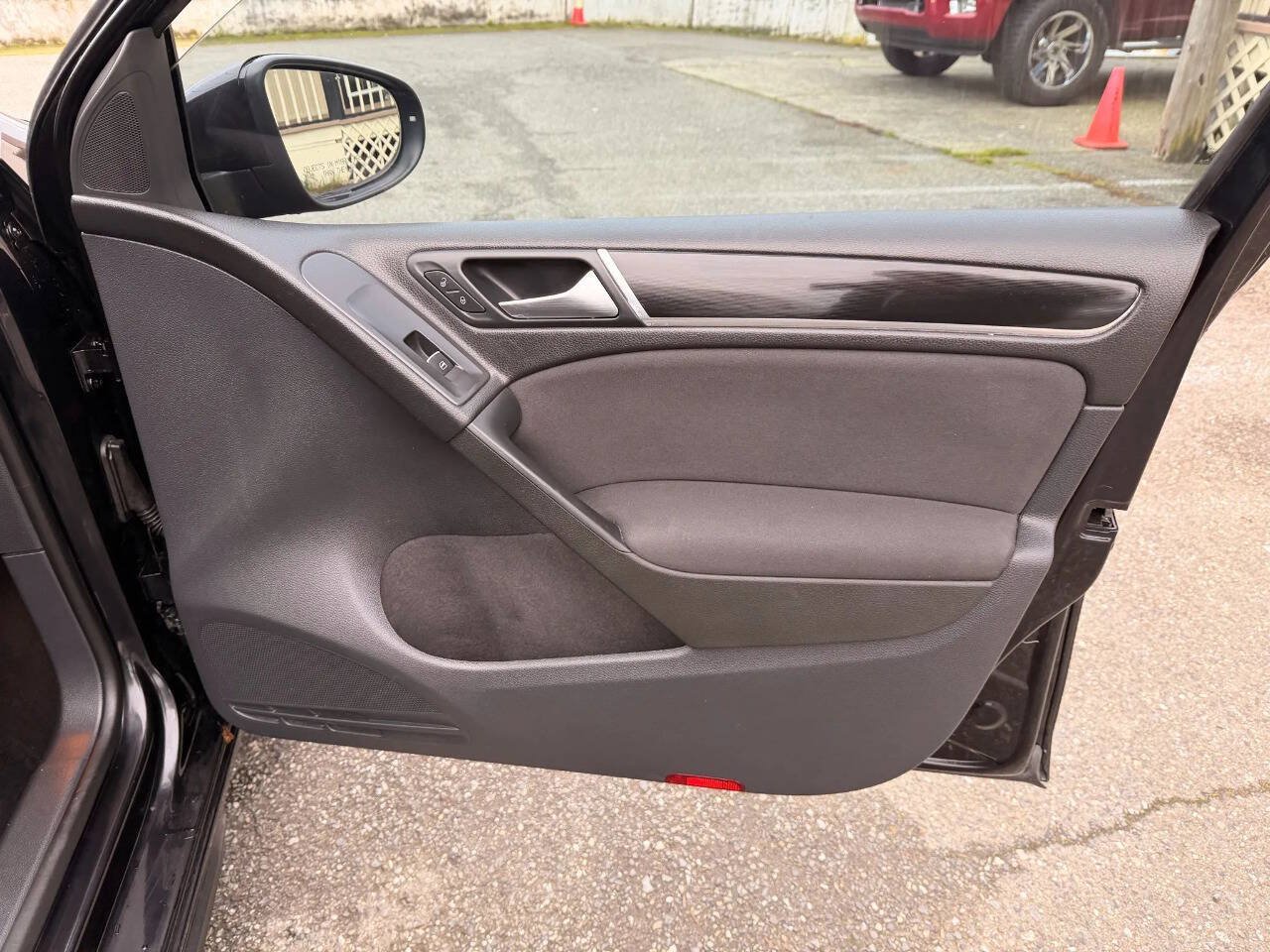 Used 2013 Volkswagen GTI 4-Door FWD image 21