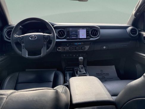 Used 2023 Toyota Tacoma TRD Off-Road w/ TRD Premium Off Road Package image 12