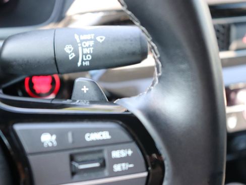 Used 2025 Honda Civic Sport image 30