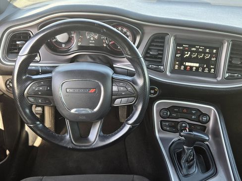 Used 2022 Dodge Challenger SXT w/ Blacktop Package image 27