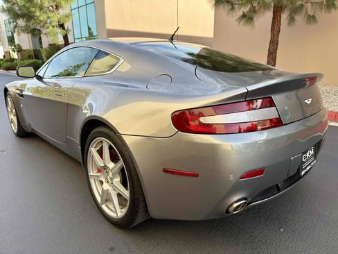 Used 2006 Aston Martin V8 Vantage Coupe image 24