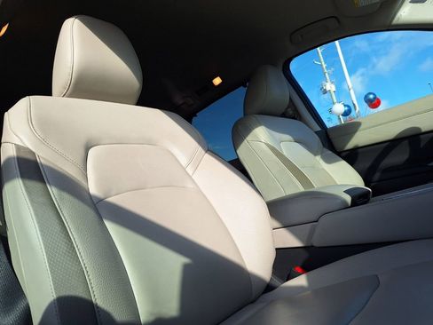 Used 2024 Nissan Pathfinder SL image 29