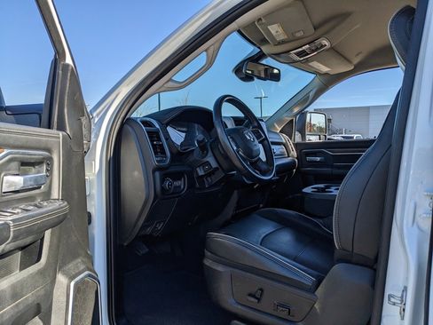 Used 2024 RAM 2500 Laramie image 39
