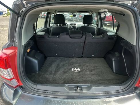Used 2011 Scion xD FWD image 12