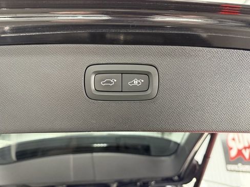 Used 2019 Volvo XC90 T6 Inscription w/ Luxury Package image 10