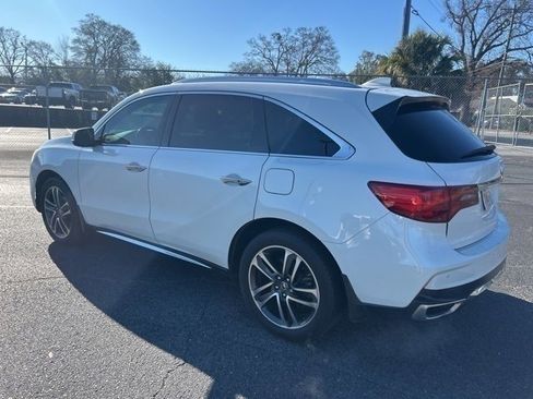 Used 2017 Acura MDX SH-AWD image 3