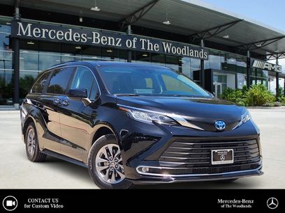 Used 2023 Toyota Sienna XLE