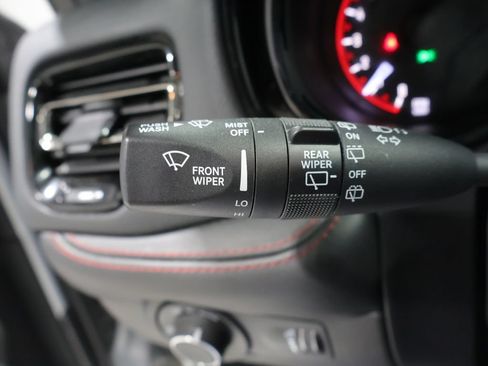 Used 2025 Dodge Durango R/T AWD/4WD image 36