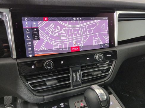 Certified 2025 Porsche Macan Turbo AWD/4WD image 14