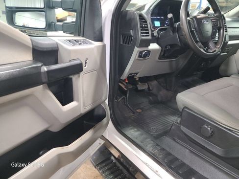 Used 2019 Ford F250 XL w/ Power Equipment Group image 21
