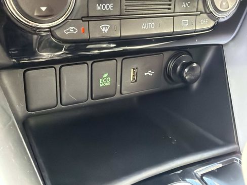 Used 2019 Mitsubishi Eclipse Cross ES AWD/4WD image 27
