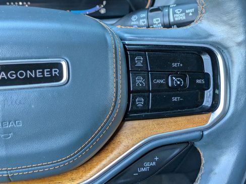Used 2023 Jeep Grand Wagoneer Series II AWD/4WD image 21