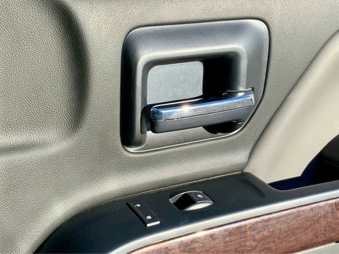 Used 2018 GMC Sierra 1500 SLT w/ SLT Preferred Package image 50