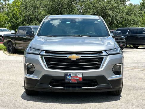 Used 2023 Chevrolet Traverse LS FWD image 10