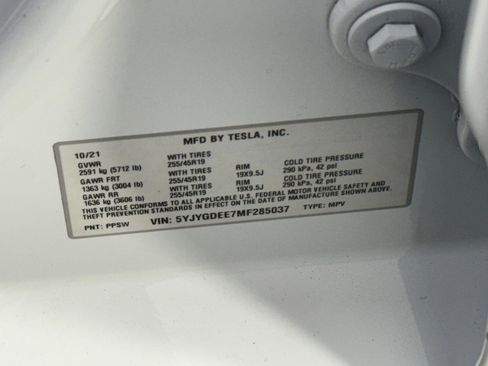 Used 2021 Tesla Model Y Long Range image 46