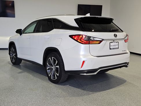 Used 2018 Lexus RX 350L FWD image 2