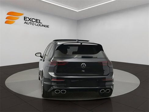 Used 2024 Volkswagen Golf R image 3