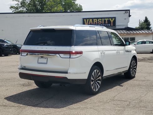 Certified 2024 Lincoln Navigator Reserve AWD/4WD image 6