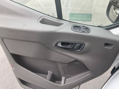 Used 2025 Ford Transit 250 Low Roof w/ Exterior Upgrade Package RWD image 12