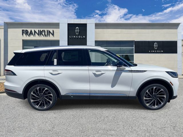 New 2026 Lincoln Aviator Reserve AWD/4WD image 8