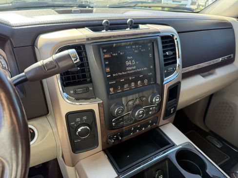 Used 2015 RAM 2500 Longhorn w/ Convenience Group image 19