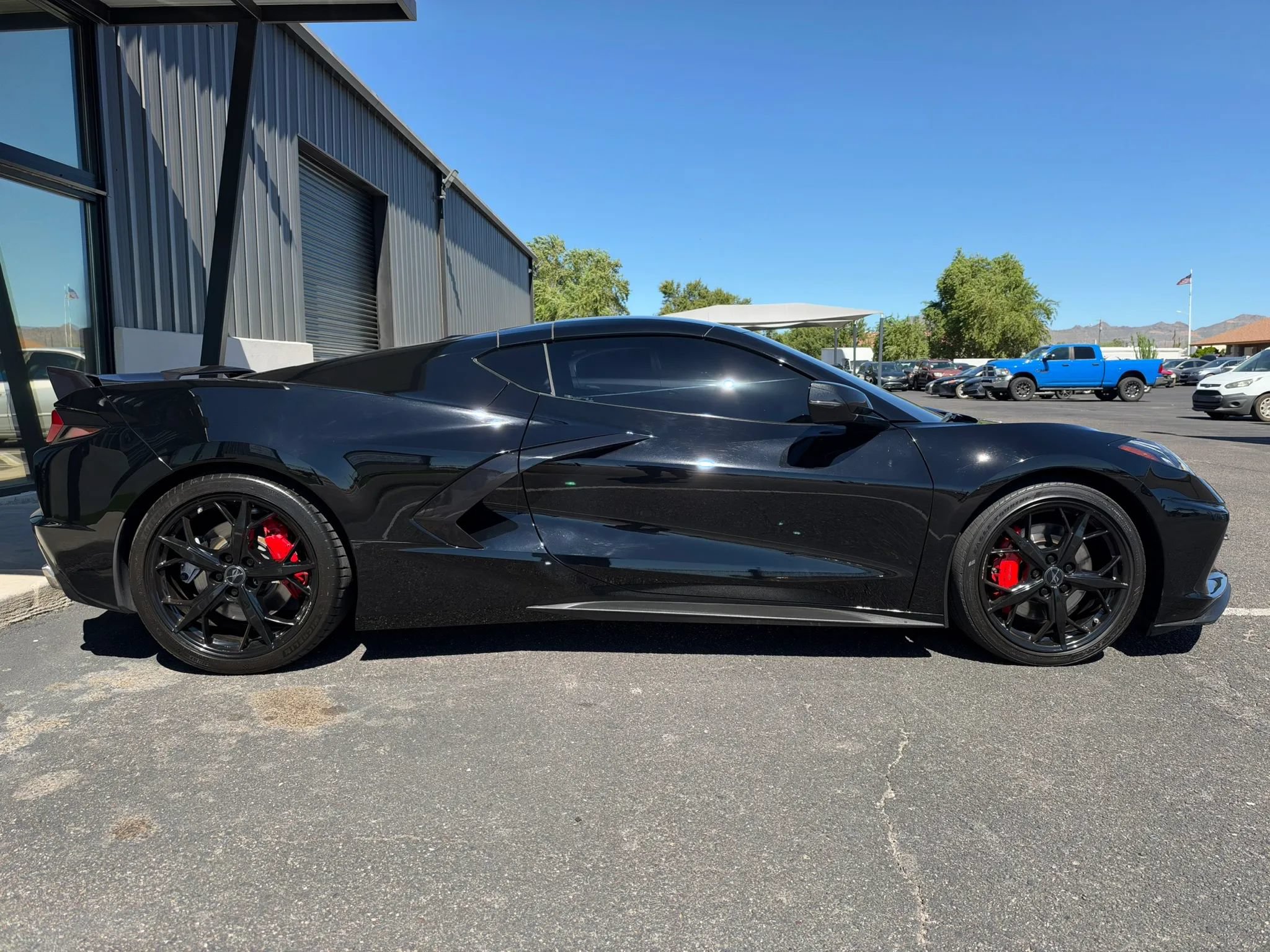 Used 2022 Chevrolet Corvette Stingray Premium Cpe w/ Z51 Performance Package RWD image 8