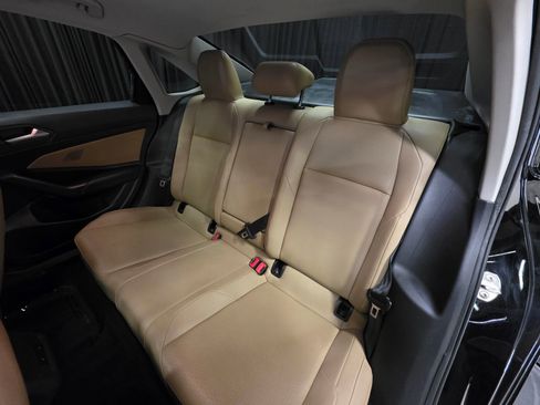 Used 2019 Volkswagen Jetta SE w/ Cold Weather Package FWD image 28