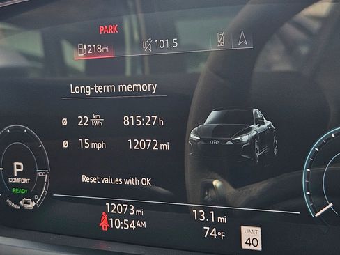 Used 2022 Audi e-tron GT Prestige w/ Prestige Package AWD/4WD image 15