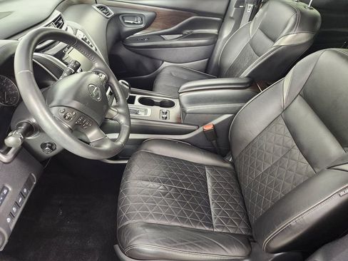 Used 2019 Nissan Murano Platinum image 10
