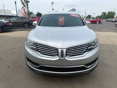 Used 2016 Lincoln MKX Select w/ Select Plus Package AWD/4WD image 2