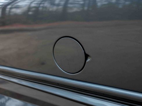 Used 2023 Chevrolet Express 2500 image 31