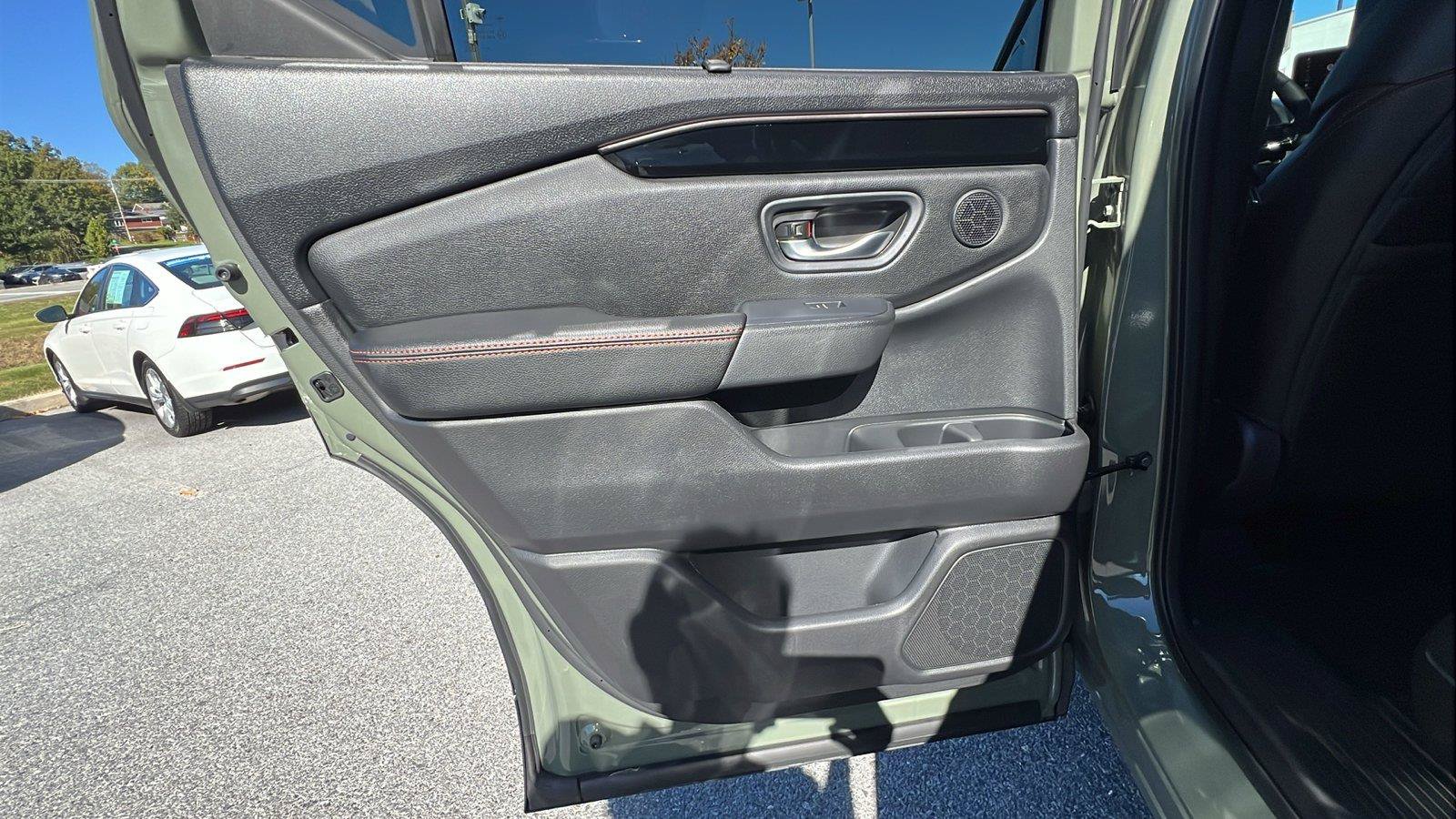 New 2026 Honda Pilot TrailSport image 18