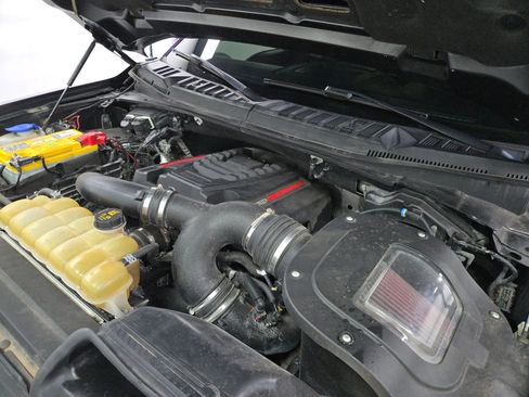 Used 2019 Ford F150 Raptor w/ Equipment Group 802A Luxury image 23