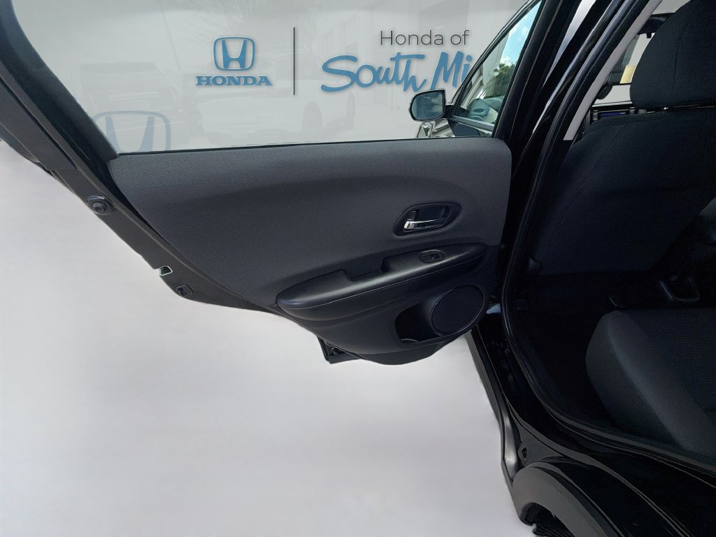 Used 2022 Honda HR-V LX image 24