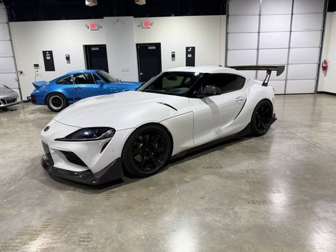 Used 2020 Toyota Supra Launch Edition w/ Driver Assist Package RWD image 2