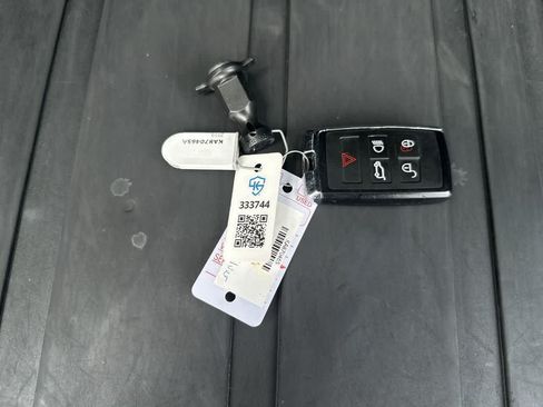 Used 2019 Land Rover Range Rover Sport HSE AWD/4WD image 28