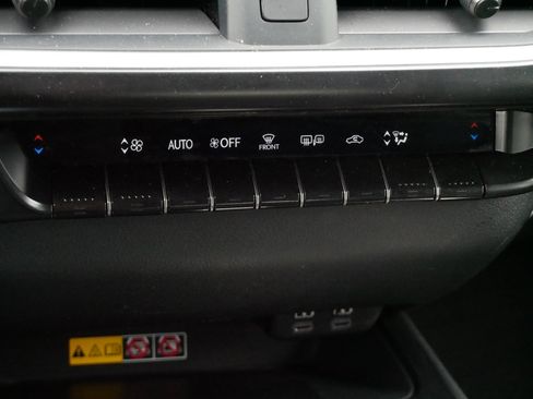 Used 2024 Lexus UX 250h F Sport AWD/4WD image 23
