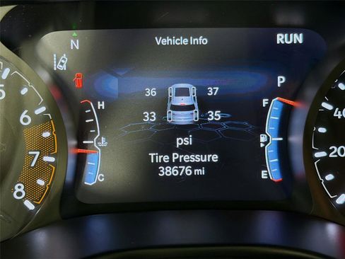 Used 2025 Jeep Compass Limited AWD/4WD image 13