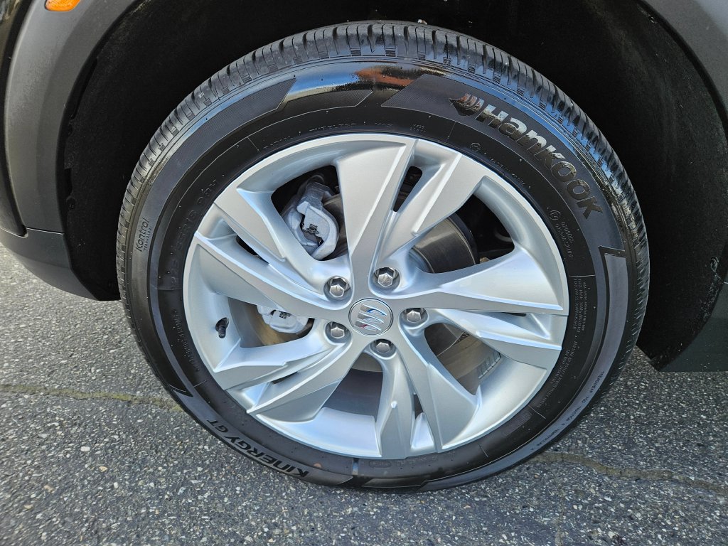 Used 2025 Buick Encore GX Preferred AWD/4WD image 9