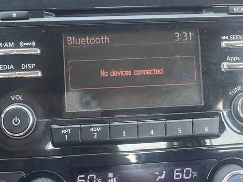 Used 2015 Nissan Altima 2.5 SL w/ Moonroof Package FWD image 13