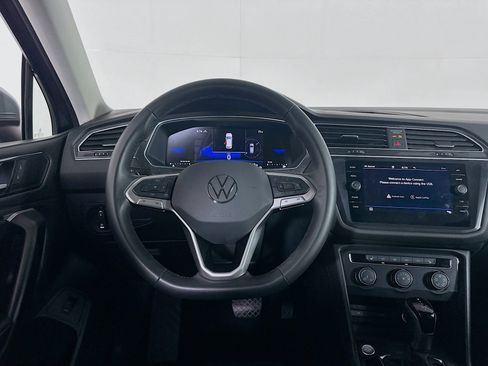 Used 2024 Volkswagen Tiguan Wolfsburg Edition image 17