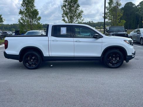 Used 2025 Honda Ridgeline Black Edition image 8