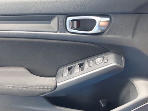 Used 2024 Honda Civic Sport image 12