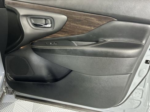 Used 2024 Nissan Murano Platinum w/ Cargo Package image 31