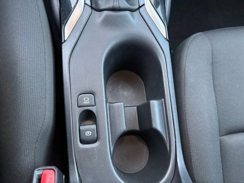 Used 2024 Toyota Corolla LE FWD image 8