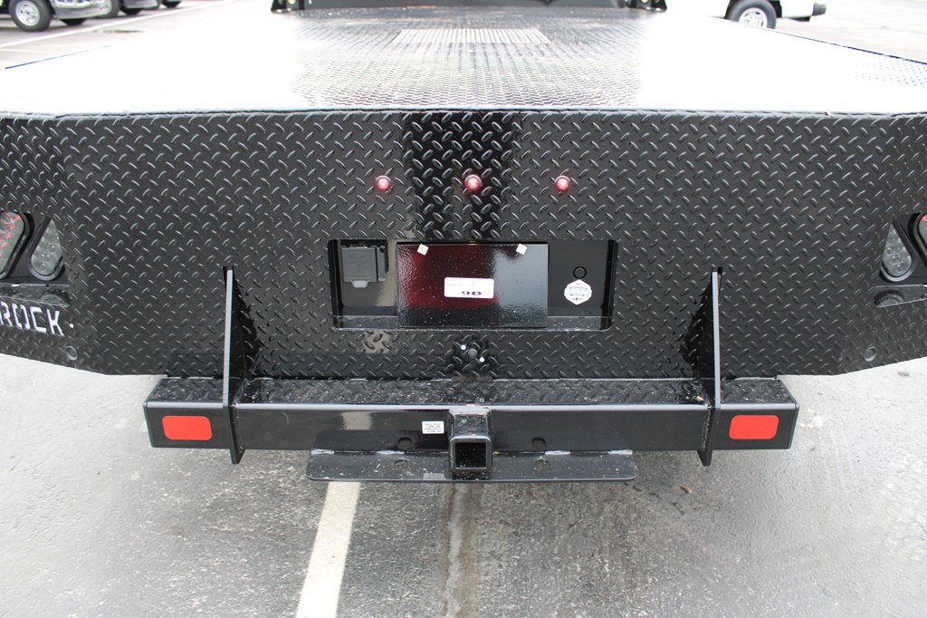 Used 2024 RAM 5500 Tradesman w/ Chrome Appearance Group AWD/4WD image 10