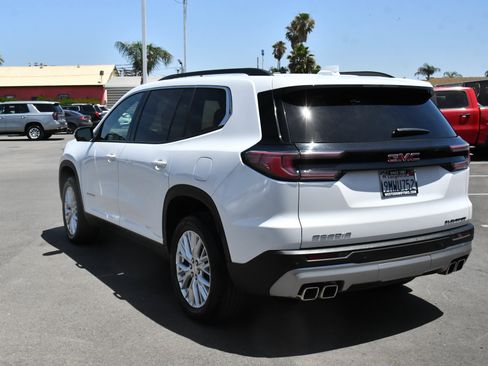 Used 2024 GMC Acadia Elevation FWD image 6